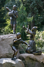 3 children Sculpture